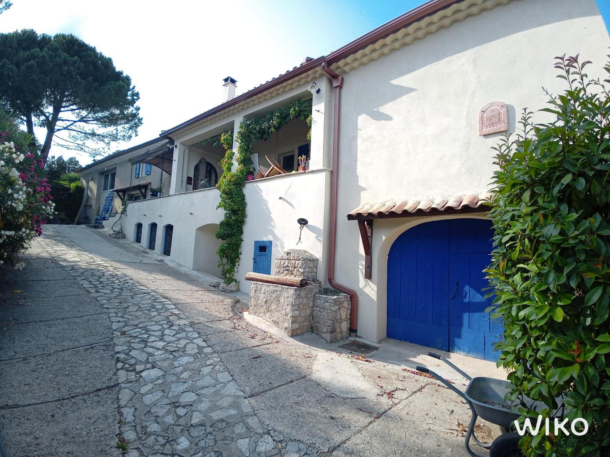 Vila Au Fil De Soi Saint-Julien-de-Peyrolas Exteriér fotografie