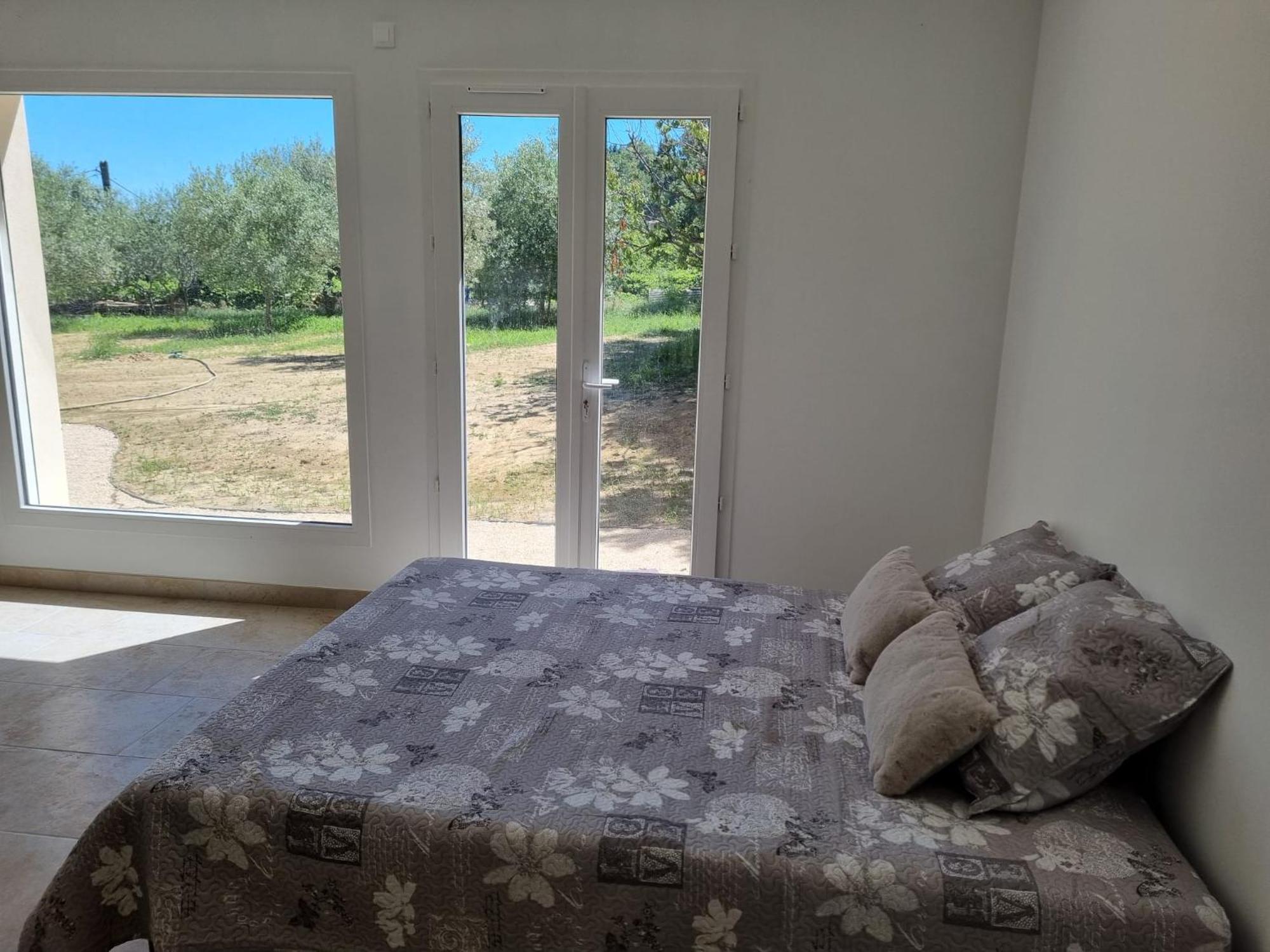 Vila Au Fil De Soi Saint-Julien-de-Peyrolas Pokoj fotografie