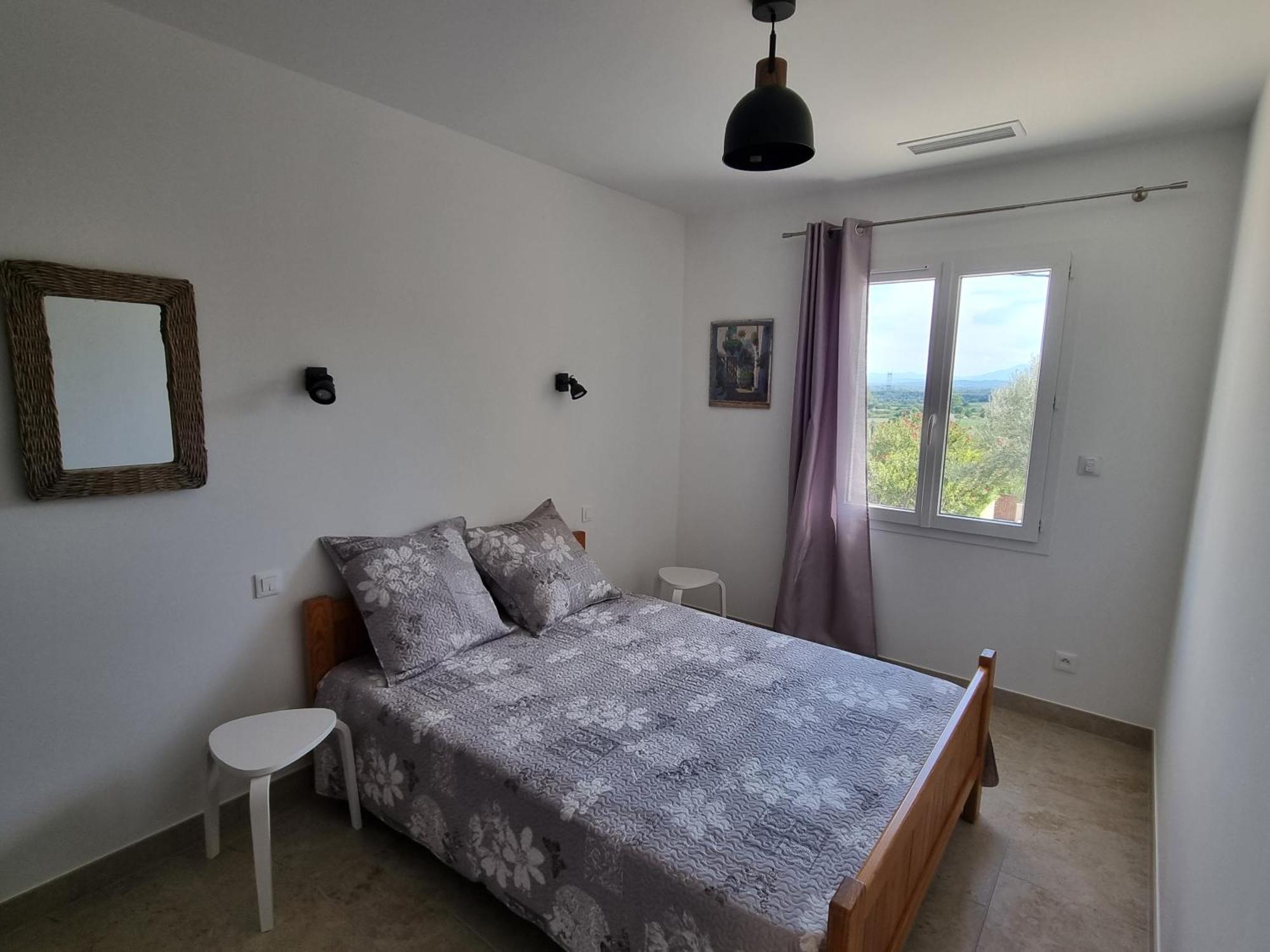 Vila Au Fil De Soi Saint-Julien-de-Peyrolas Pokoj fotografie